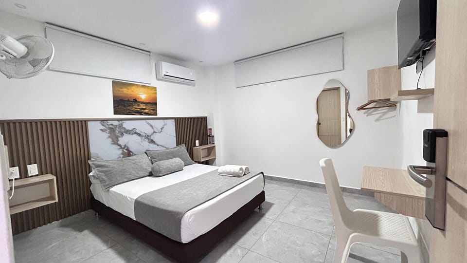 Classic Double Room | Desk, free WiFi