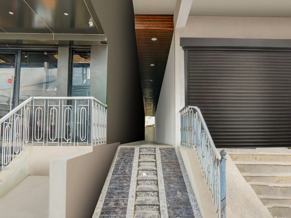 House | Reception