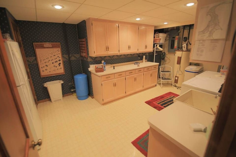 Laundry Room with Washer and Dryer 