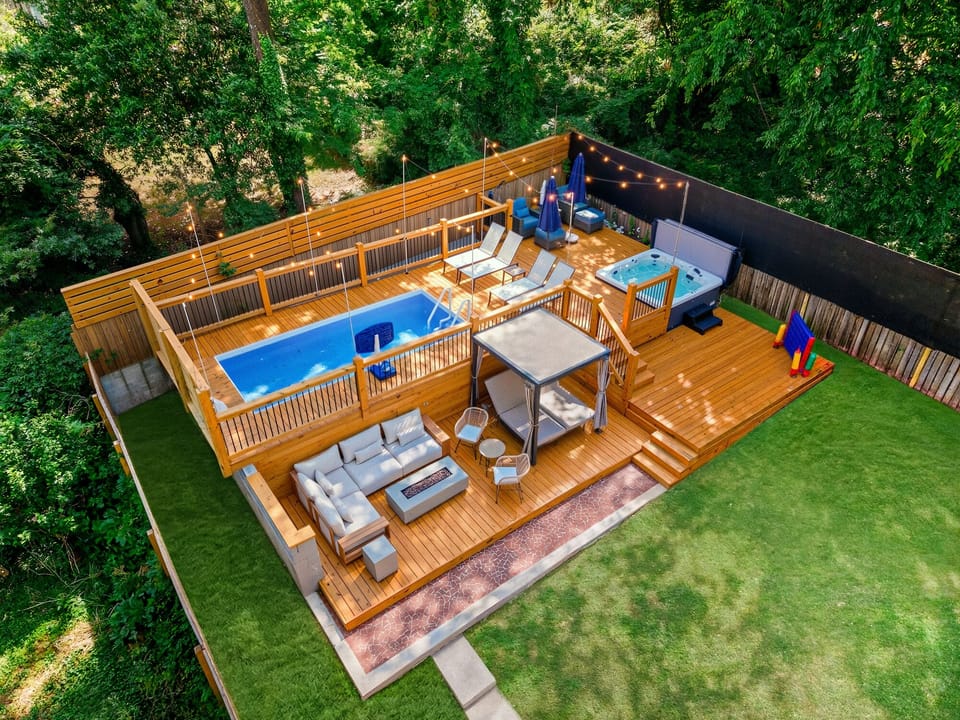 Spacious multi-level backyard with pool, spa, fire pit, and entertainment areas!