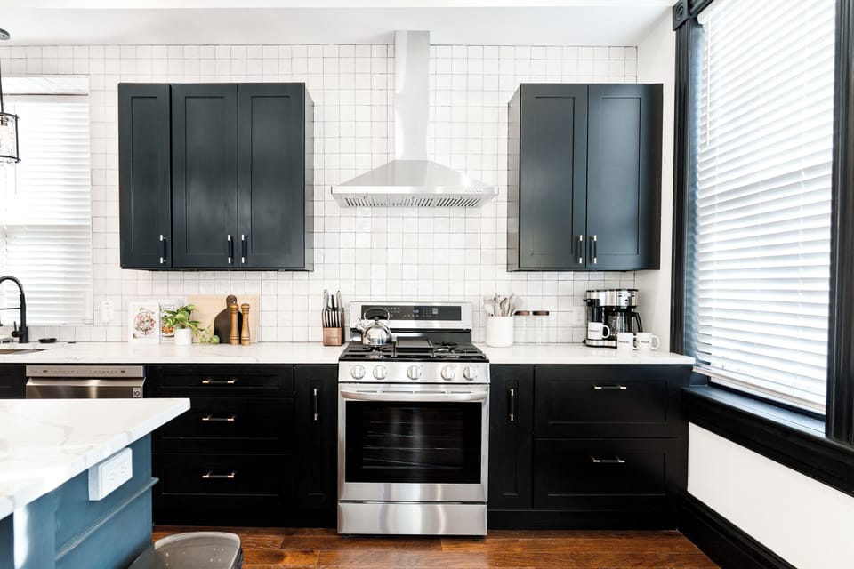 Luxury House, 5 Bedrooms, Non Smoking, Pets Allowed | Private kitchen