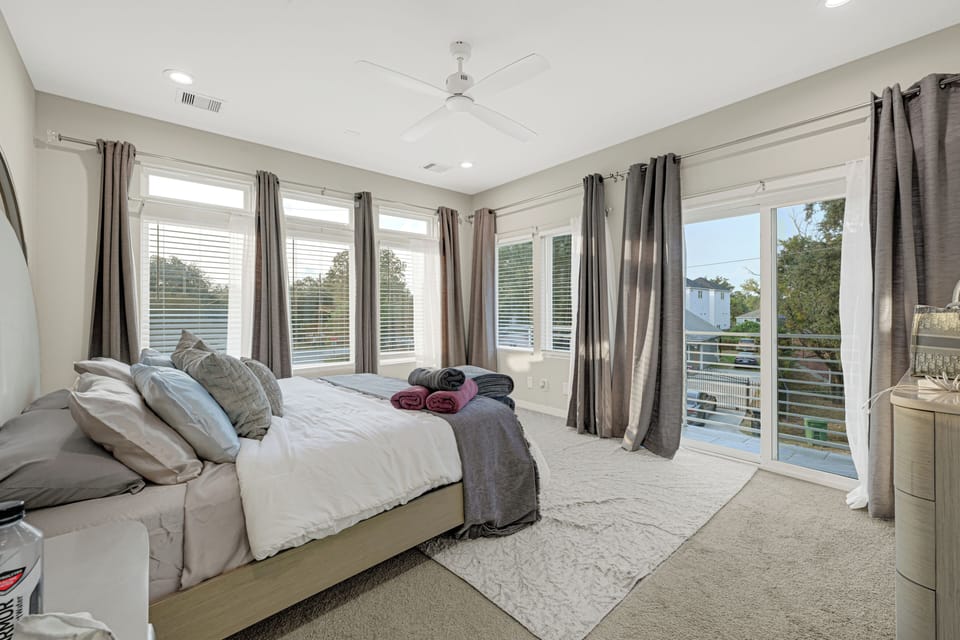 Deluxe House, 3 Bedrooms, Non Smoking | Iron/ironing board