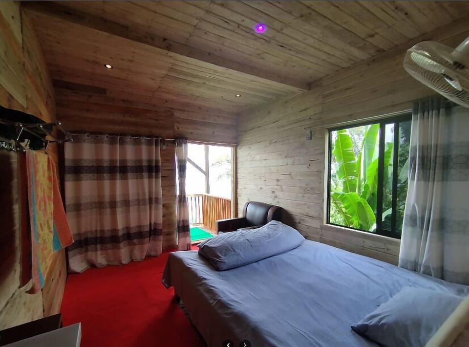 Deluxe Double Room, Hill View