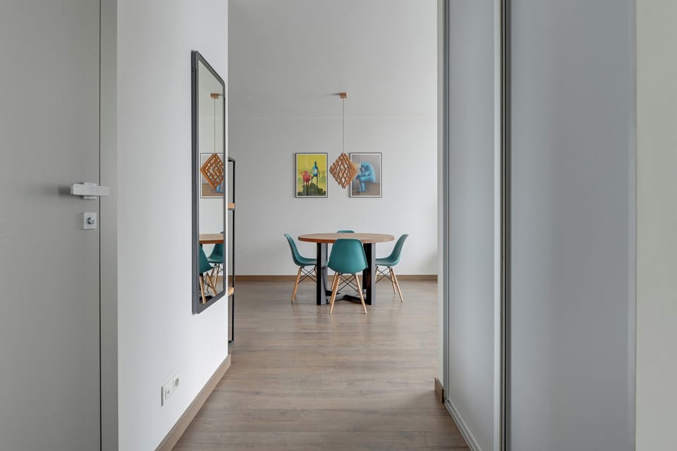Comfort Apartment | Dining