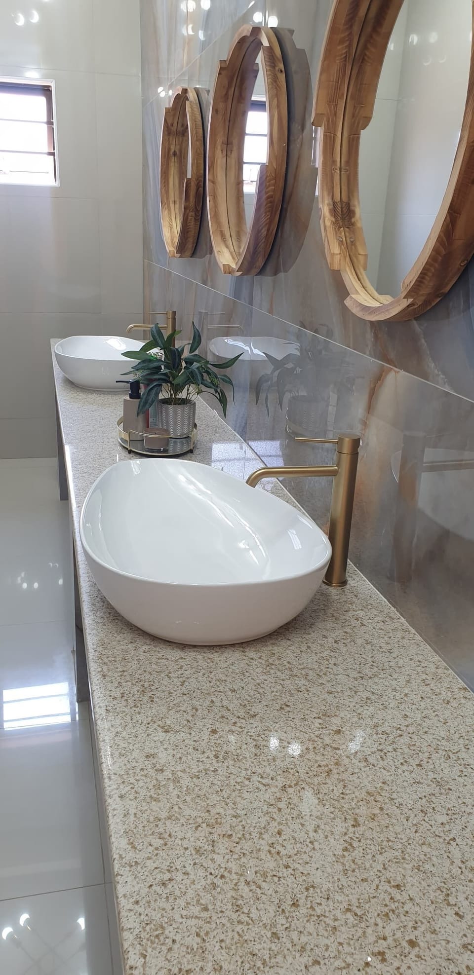 Standard Double Room | Bathroom | Towels, toilet paper