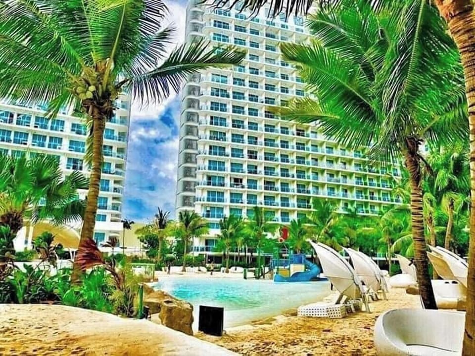 Beach club