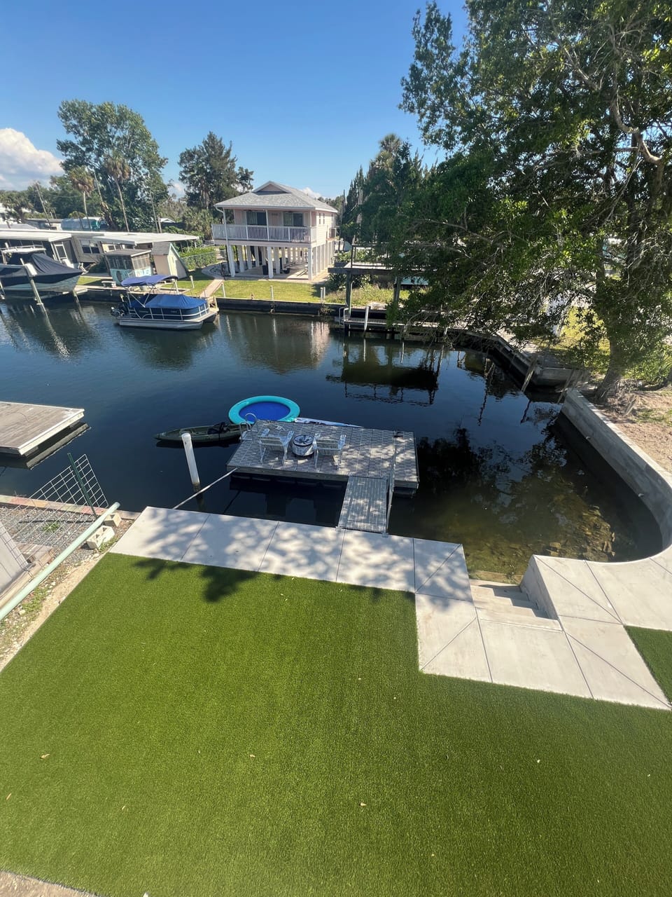 Steps for easy water access / Kayak Launch