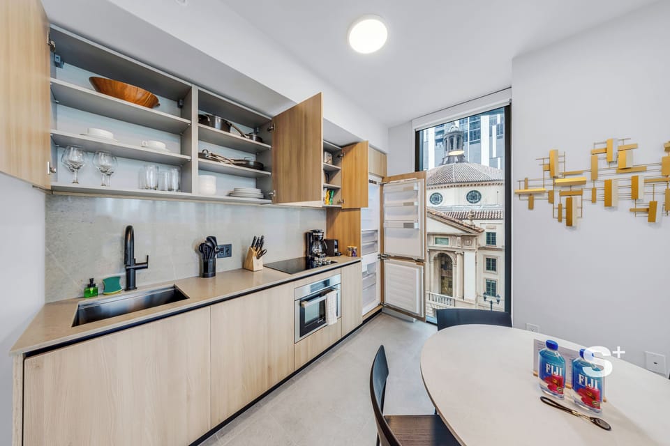 Condo, Balcony, City View | Private kitchen | Fridge, microwave, oven, stovetop