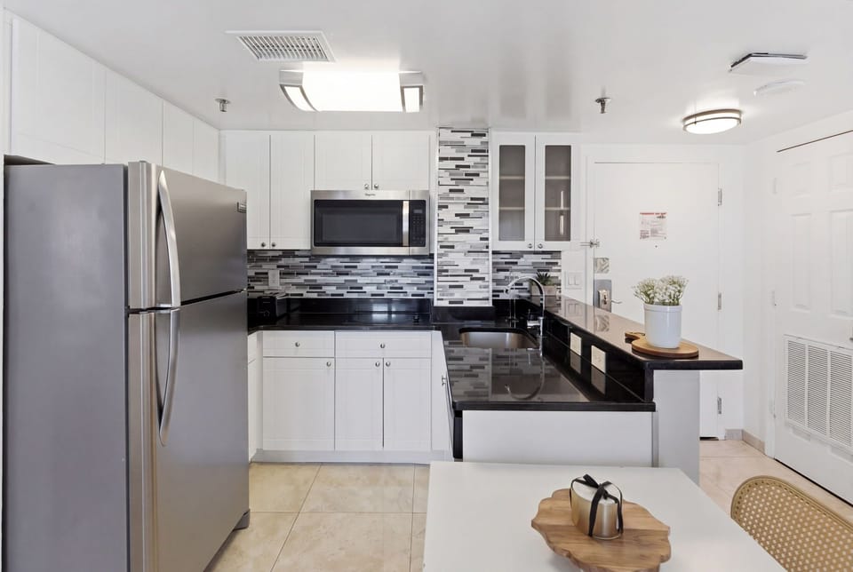 27-web-or-mls-Enclave1304-12