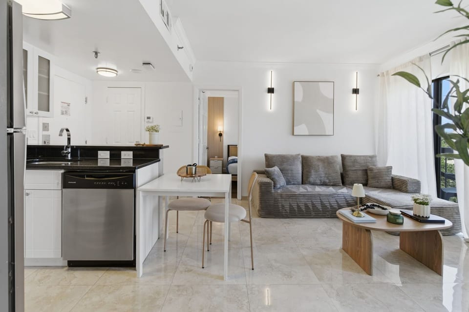 21-web-or-mls-Enclave1304-16