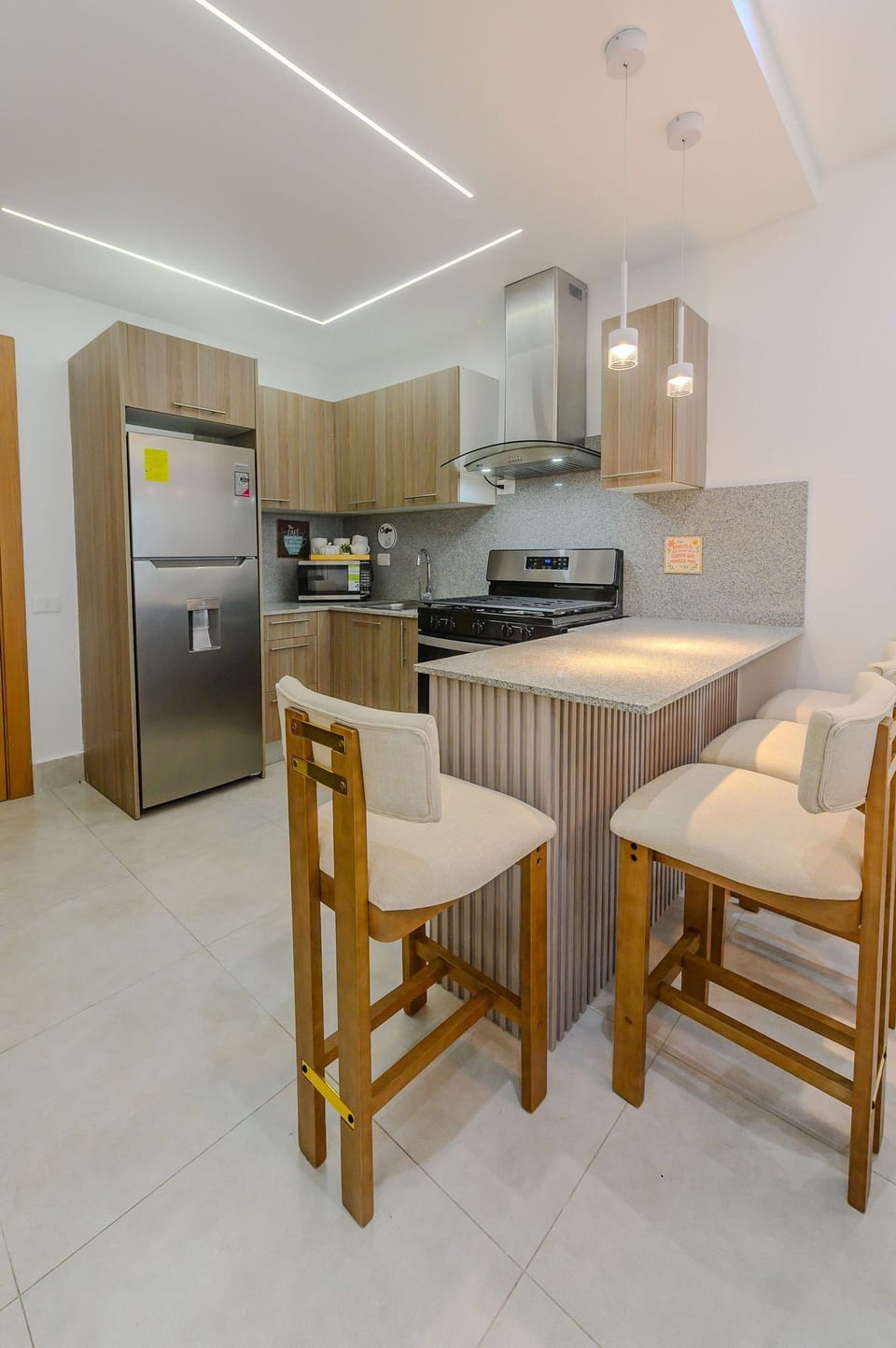 Comfort Apartment | Private kitchen | Fridge, microwave, cookware/dishes/utensils, cleaning supplies