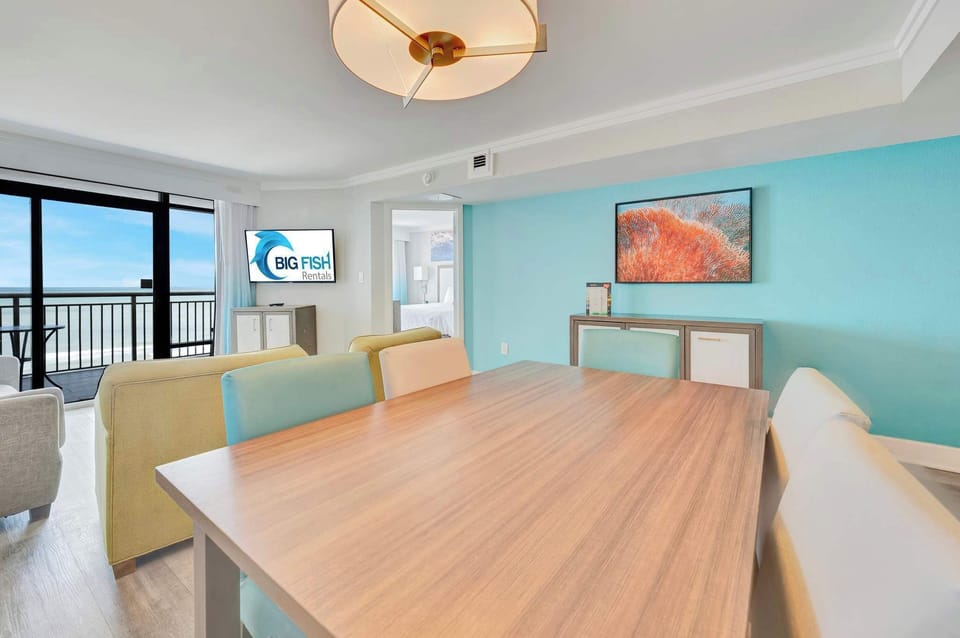 Dining Area for Family Meals 🍽️
