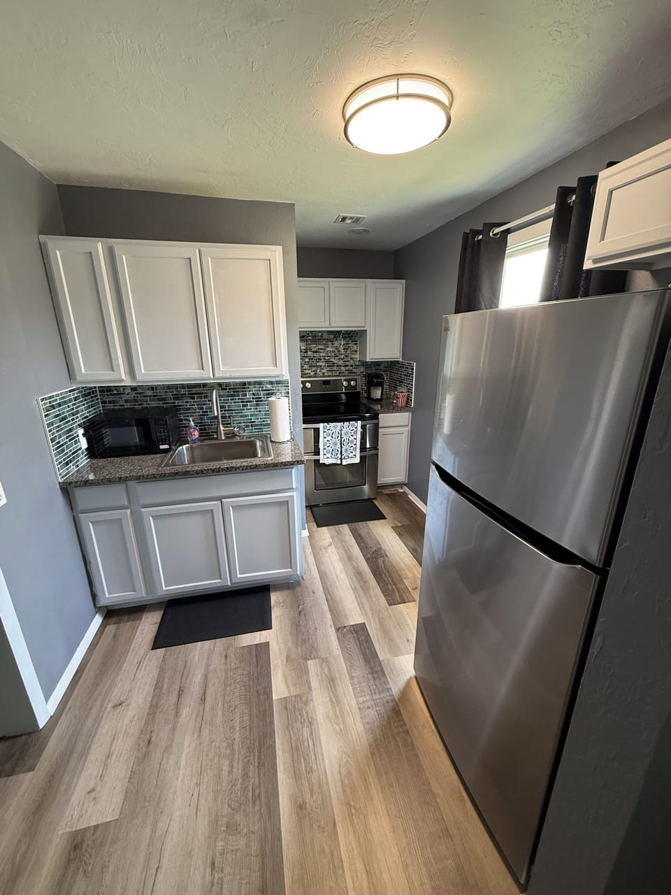 Full Size Kitchen 
