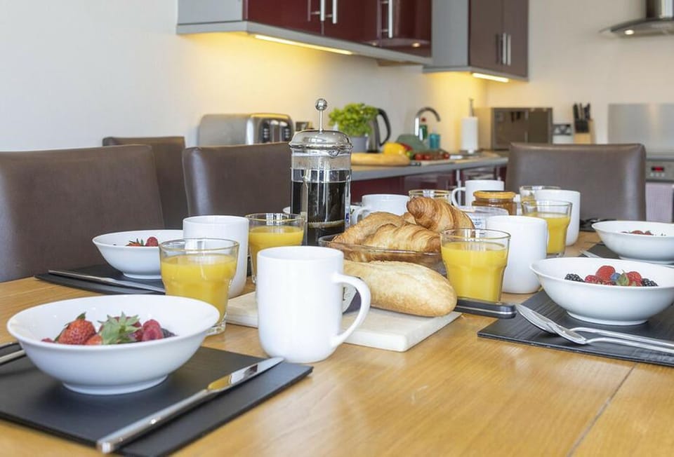 Anzac Lookout, Brixham: All the essentials needed to prepare anything from relaxed breakfasts to hearty evening meals