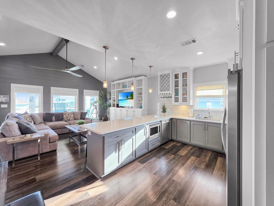 House, 3 Bedrooms | Interior