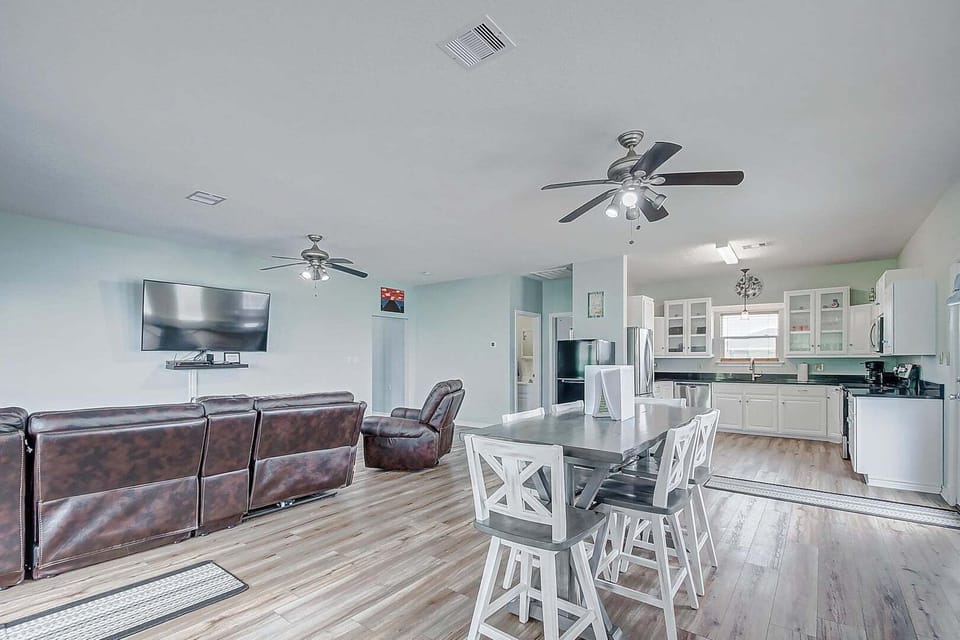 House, 3 Bedrooms | Interior