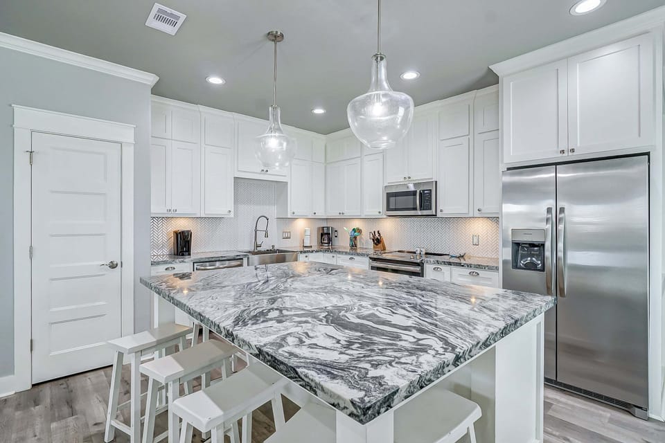 House, 3 Bedrooms | Private kitchen | Coffee/tea maker, fridge, oven, toaster