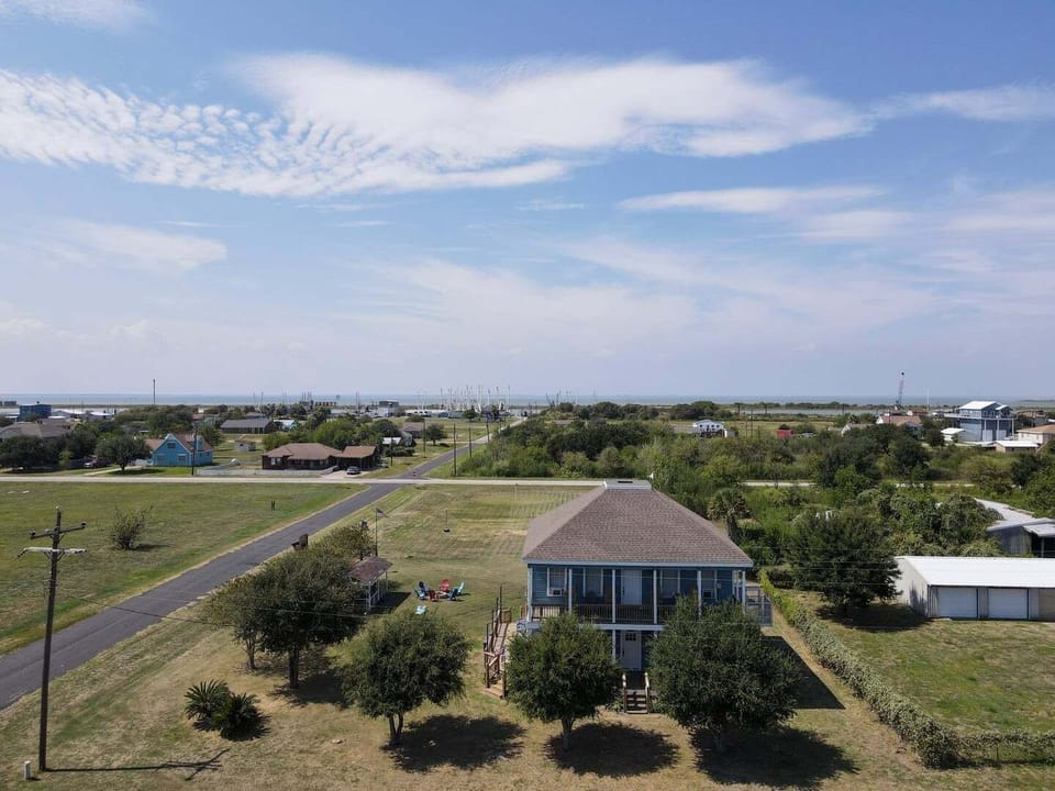 House, 5 Bedrooms | Aerial view