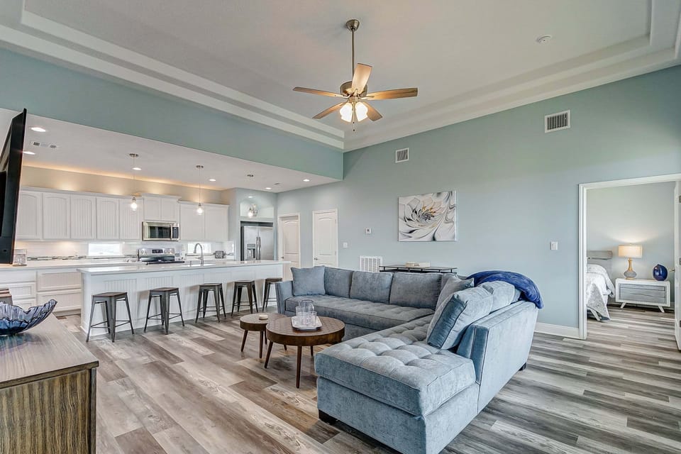 House, 3 Bedrooms | Living area | Smart TV