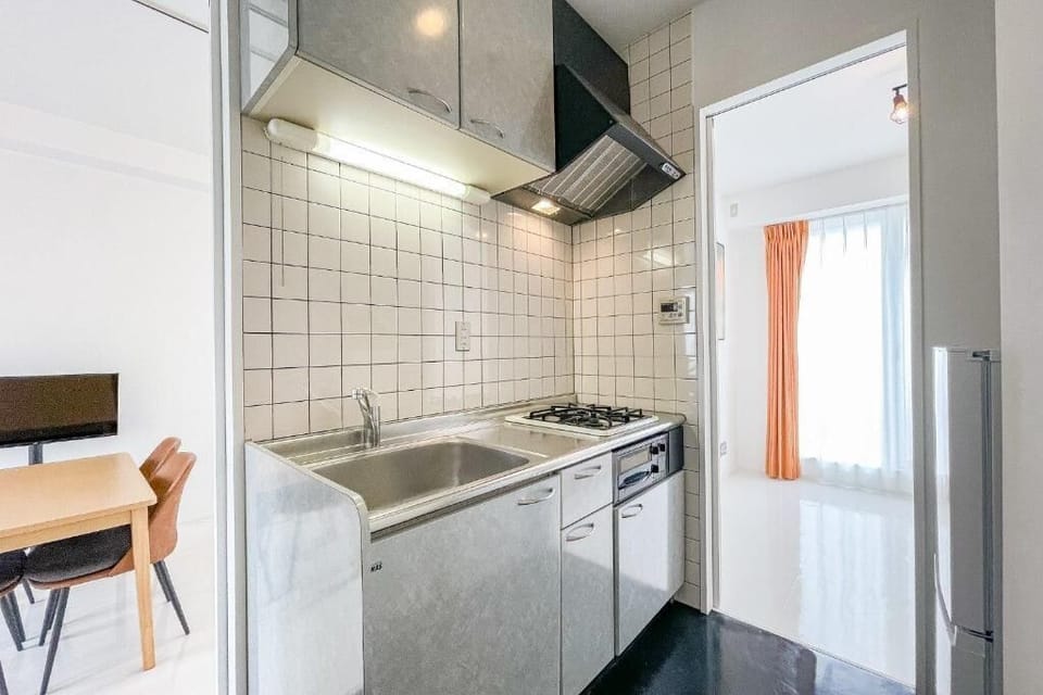 Apartment(i01), Non Smoking | Private kitchen | Fridge, microwave, stovetop, electric kettle