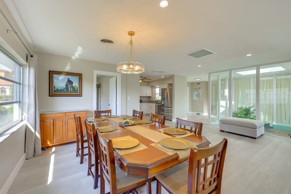 Large dining table, extra chairs in the closet