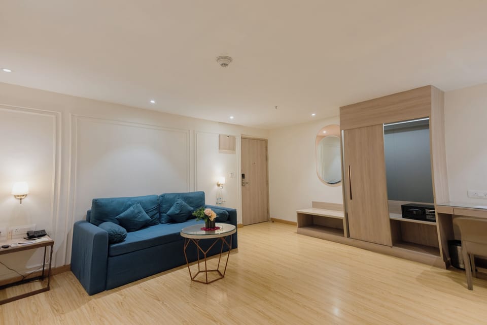 Deluxe Studio Suite | Interior