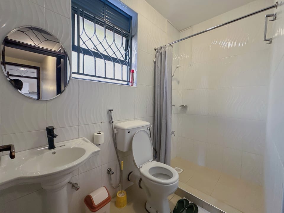 Vee Serviced Apartments & Hotel Apartment hotel in Uganda