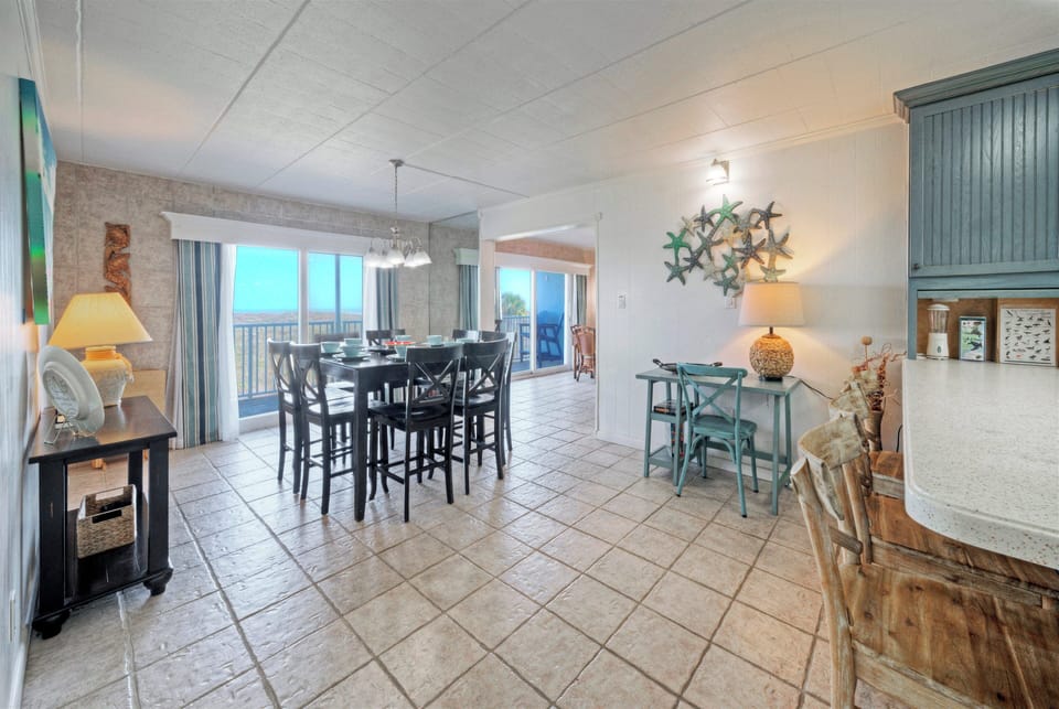 Open floor plan.
