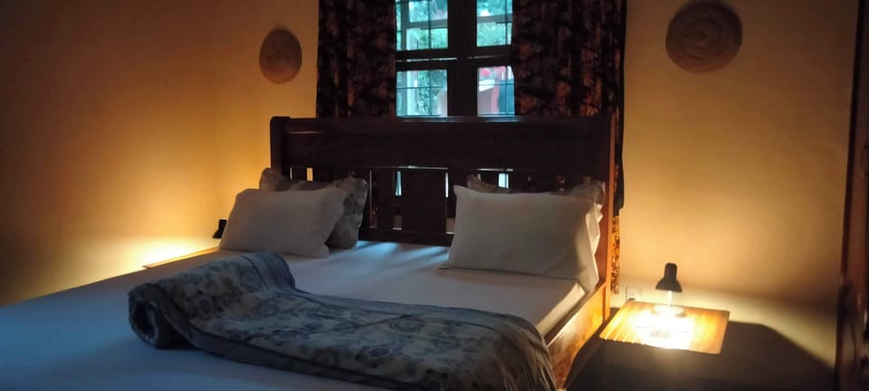 Standard Double Room, Garden View | Desk, laptop workspace, soundproofing, iron/ironing board