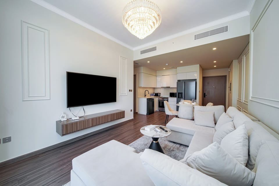 Exclusive Apartment, Non Smoking, City View | Living area | 40-inch Smart TV with digital channels