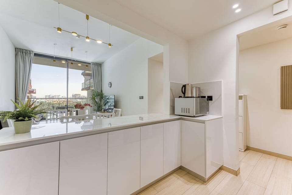 Exclusive Apartment, Non Smoking, Pool View | Private kitchen | Full-size fridge, microwave, oven, stovetop