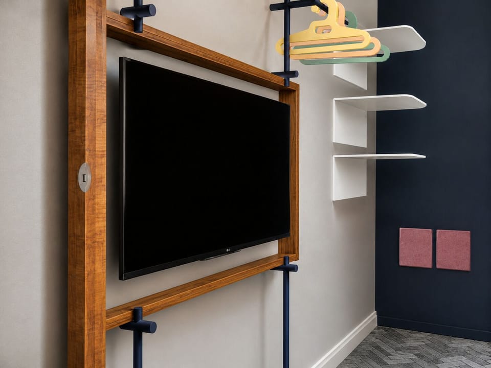 Free cribs/infant beds, free WiFi, bed sheets