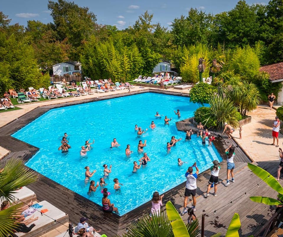 Seasonal outdoor pool