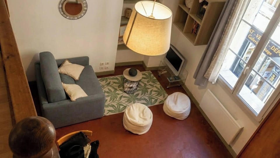 Classic Apartment | Living area
