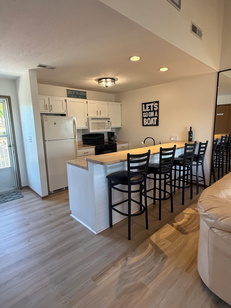 Fully equipped kitchen with all the essentials, including a dishwasher, crockpot
