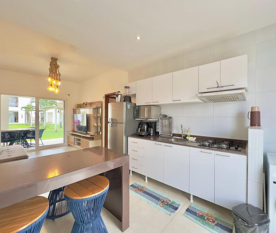 Comfort Apartment | Private kitchen | Cookware/dishes/utensils