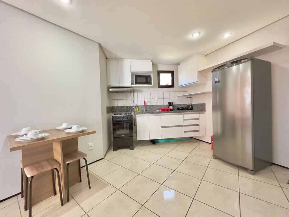 Basic Apartment | Private kitchen | Cookware/dishes/utensils