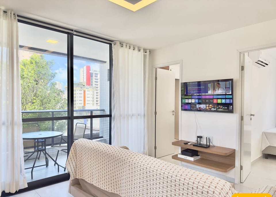 Basic Apartment | Living area | TV