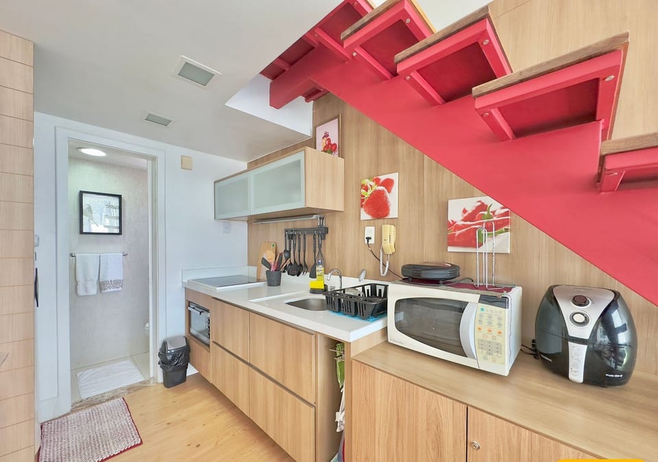 Basic Apartment | Private kitchen | Cookware/dishes/utensils