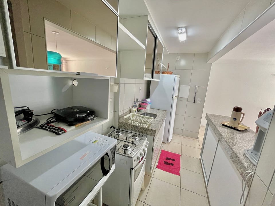 Basic Apartment | Private kitchen | Cookware/dishes/utensils