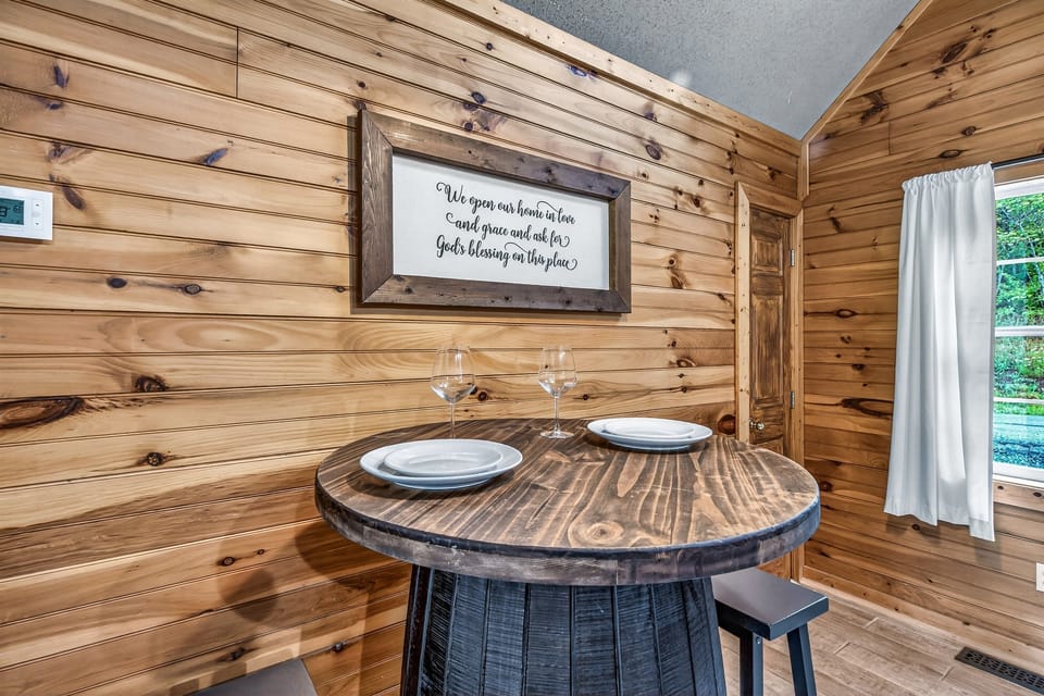 Enjoy meals together here