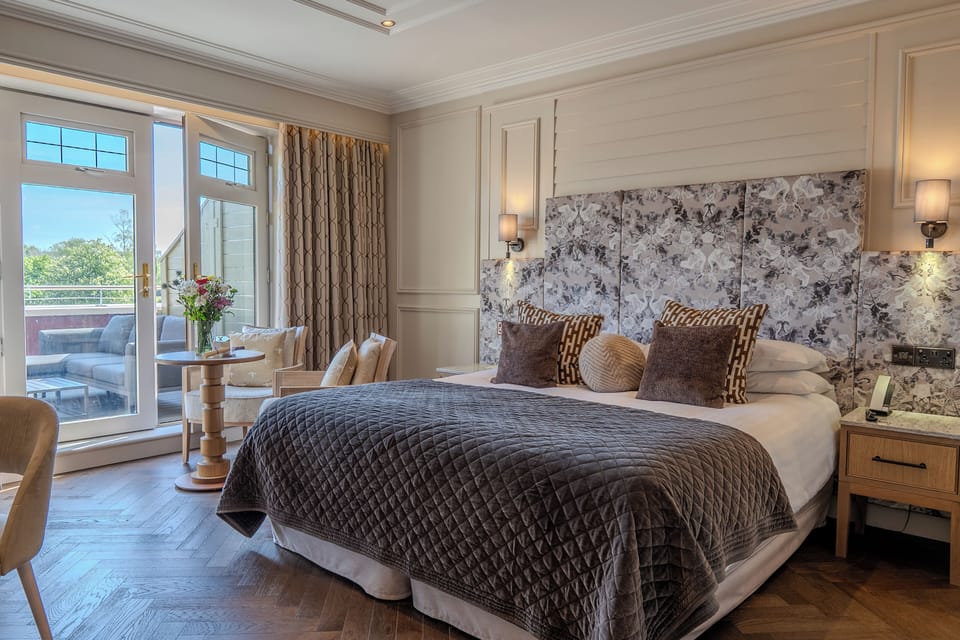 Heritage Double Room | In-room safe, desk, soundproofing, iron/ironing board