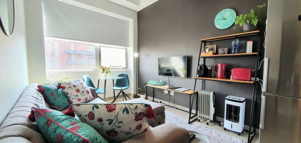 Apartment, 1 Bedroom | Living room