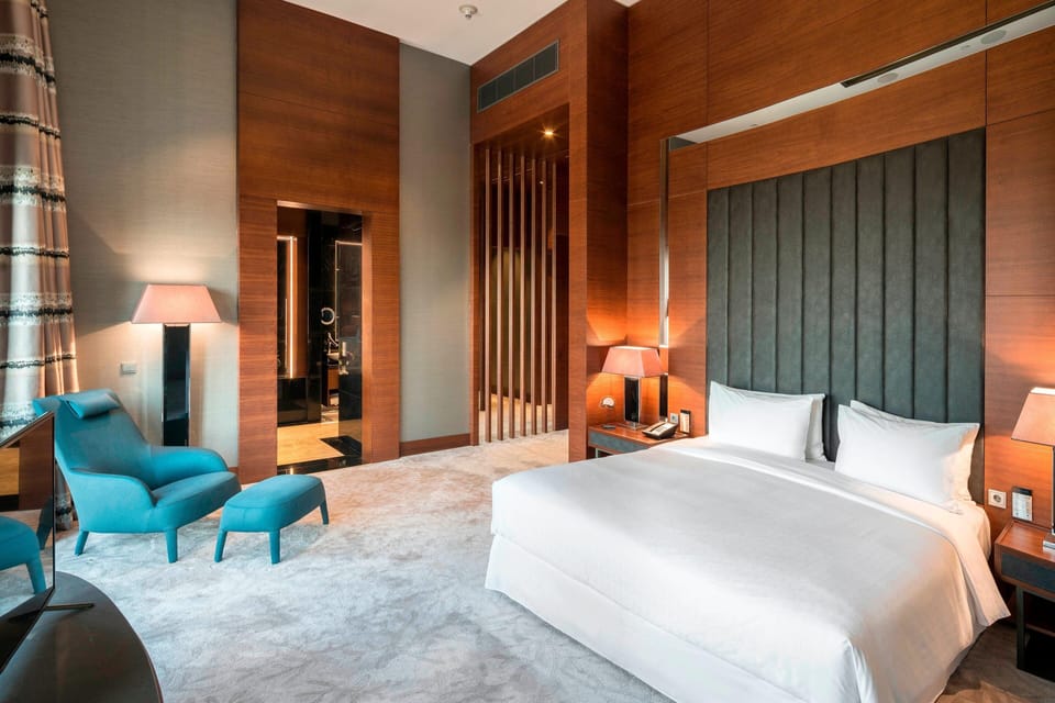 Premium bedding, minibar, in-room safe, desk