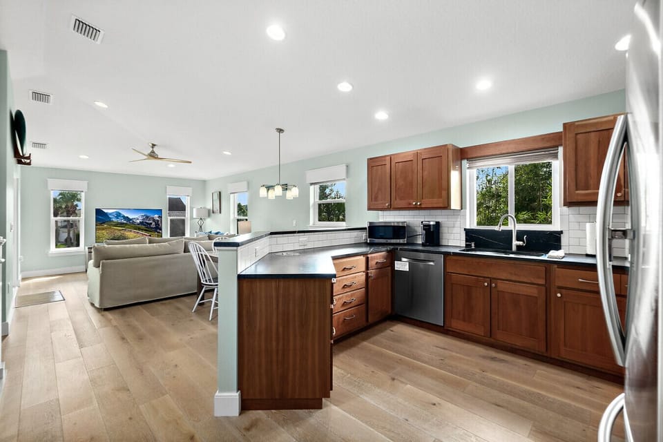 Spacious open layout connecting kitchen and living area