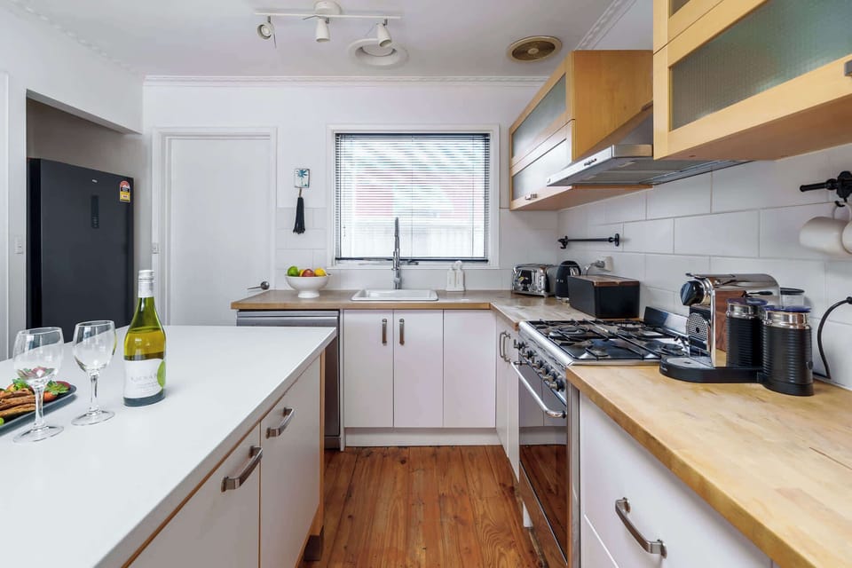 Modern Coastal Kitchen