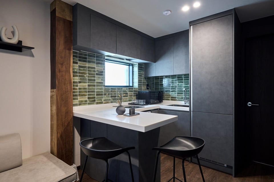 Signature Suite Family | Private kitchenette | Fridge, microwave, stovetop