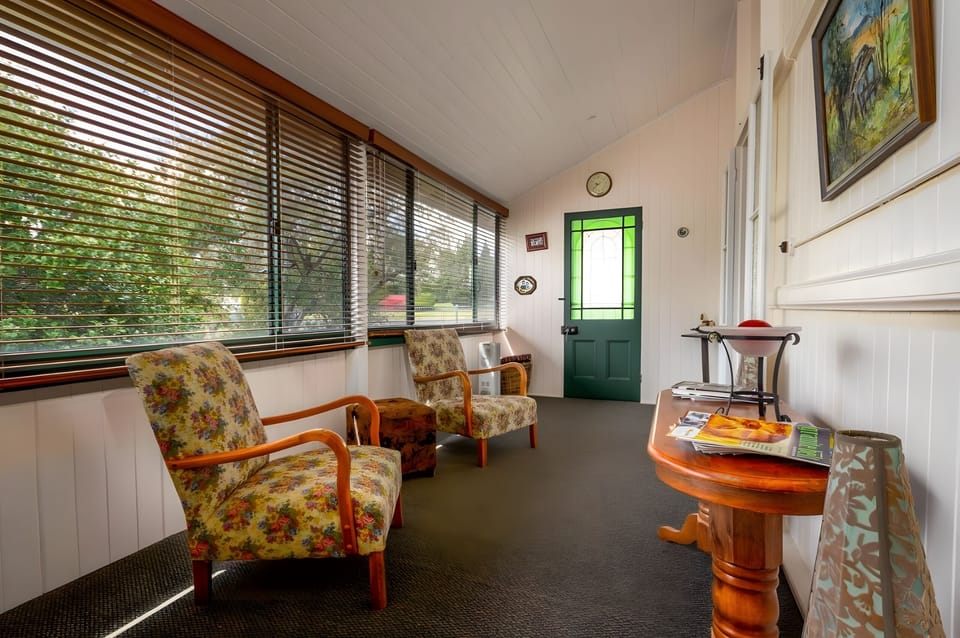 Side Sun Room
