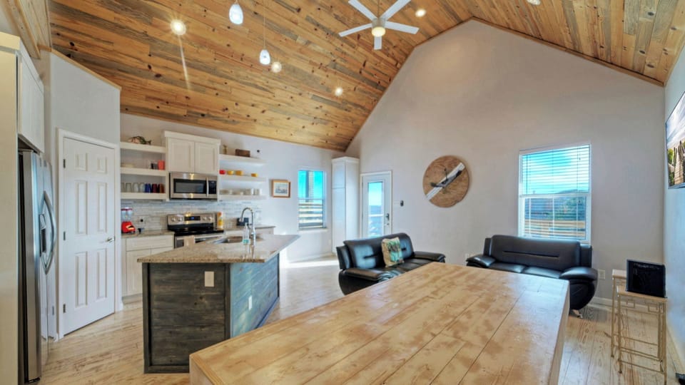 House (Multiple Bedrooms) | Interior