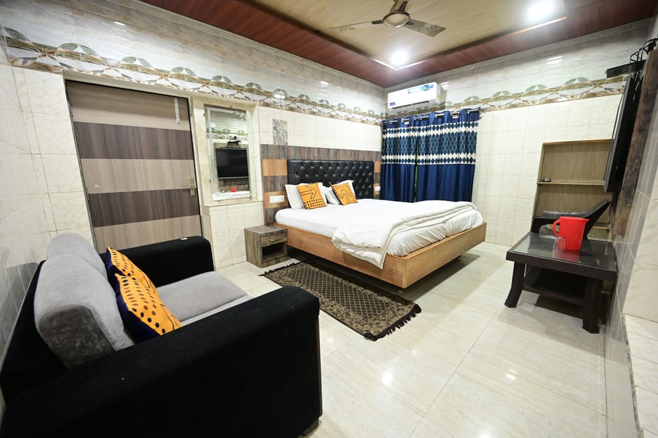 Deluxe Room | Bed sheets